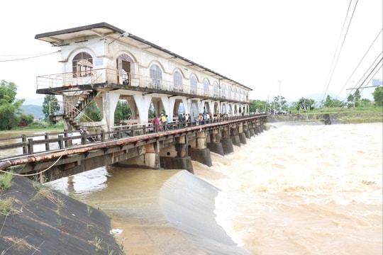 Sớm cải tạo hồ, đập phục vụ phòng, chống thiên tai