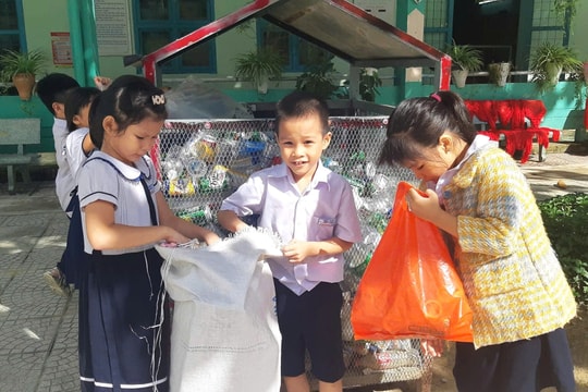 Spreading the green school model