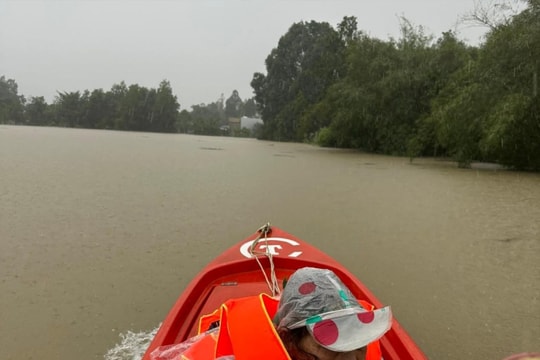 Ở quê mùa chạy lụt