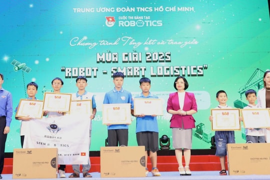 Trao giải cuộc thi sáng tạo robotics toàn quốc 2025