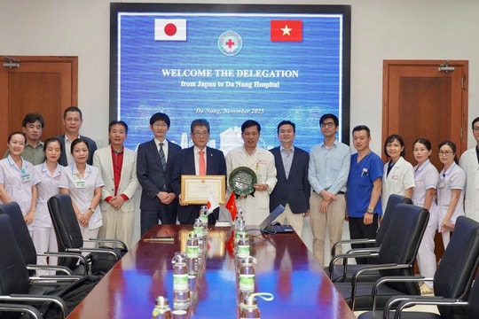 Bệnh viện Đà Nẵng mở rộng hợp tác quốc tế trong lĩnh vực thần kinh