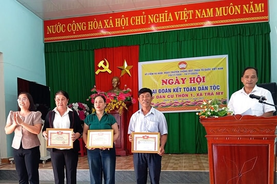 Ngày hội đại đoàn kết sẻ chia ở vùng cao