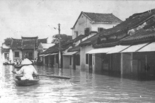 Sông Hoài mùa lũ về