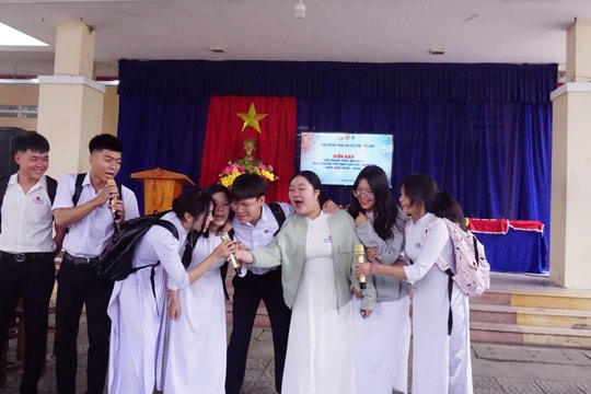 Xây trường học thân thiện từ tình bạn đẹp