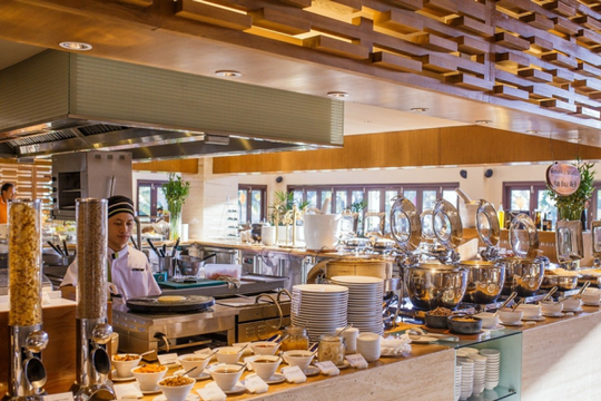 Florent Passard đưa ẩm thực quốc tế đến Pullman Danang Beach Resort