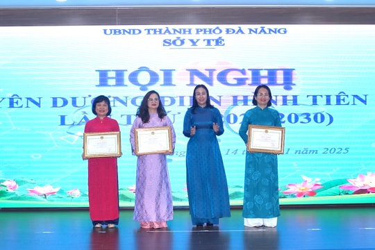 Sở Y tế Đà Nẵng tuyên dương điển hình tiên tiến