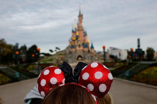 Disney mở cửa thế giới sáng tạo cho người hâm mộ
