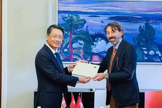 Da Nang expands digital economic and blockchain cooperation with Switzerland’s Lugano