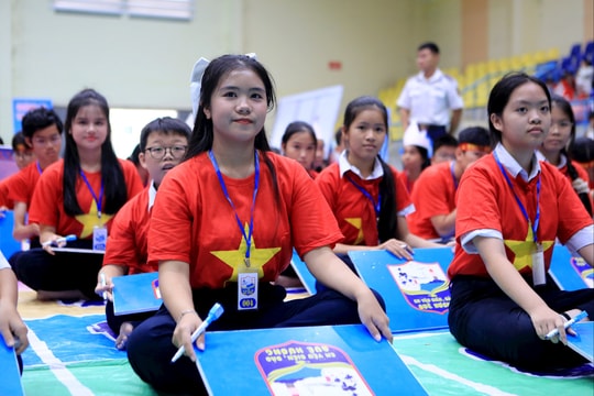 Gieo tình yêu biển đảo từ sân chơi học đường