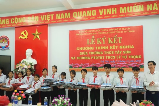 Trường THCS Tây Sơn tiếp sức học sinh vùng cao Trà Tân