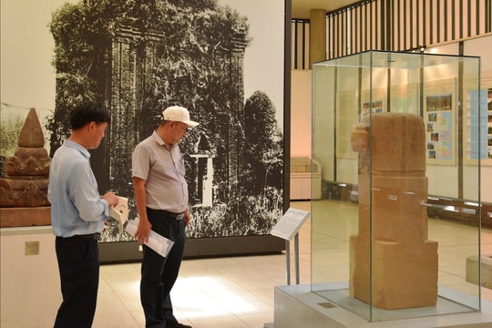 19 national treasures go on display in Da Nang City