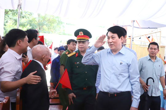 Chủ tịch nước Lương Cường dự Ngày hội Đại đoàn kết toàn dân tộc tại thôn Bảo An, xã Gò Nổi, thành phố Đà Nẵng