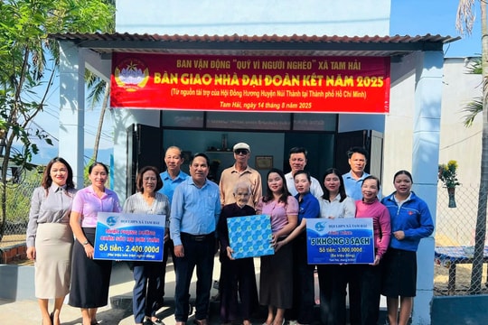 Ủy ban MTTQ Việt Nam thành phố Đà Nẵng vận động ủng hộ Quỹ “Vì người nghèo” năm 2025