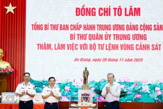 Tổng Bí thư: Tập trung xây dựng Cảnh sát biển theo hướng tinh, gọn, mạnh