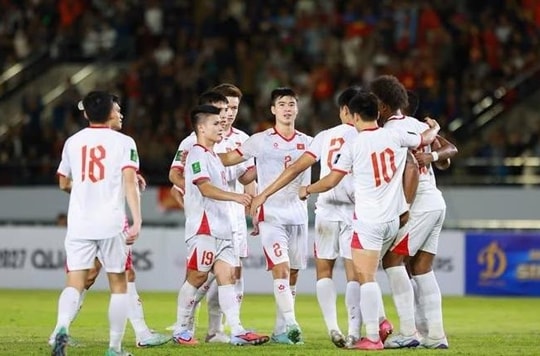 Thắng Lào 2-0, tuyển Việt Nam vẫn chưa giải được bài toán cũ