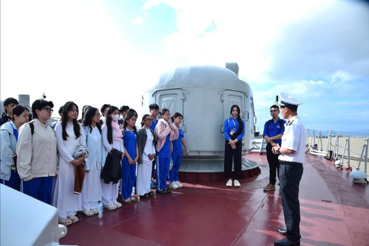 Bồi đắp ý thức chủ quyền, nuôi dưỡng trách nhiệm bảo vệ biển, đảo trong thế hệ trẻ