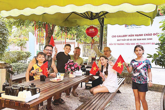 Explore 20,000 artifacts dating back 50 - 2,000 years in Hoi An