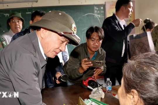 Thường trực Ban Bí thư chỉ đạo khắc phục hậu quả mưa lũ tại tỉnh Khánh Hòa