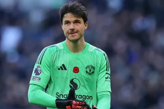 HLV Amorim thừa nhận bất ngờ về tân binh của Man United