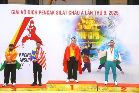 Võ sĩ Đà Nẵng được tặng Huân chương Lao động hạng Nhì