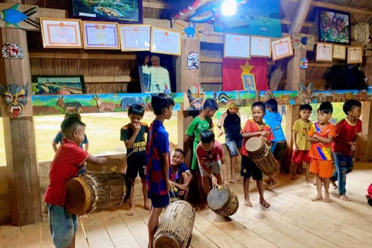 Hoa rừng trên dãy Trường Sơn