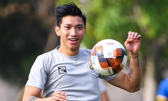 Văn Hậu sắp tái xuất, Văn Toàn lần đầu rớt giá dưới 300.000 euro