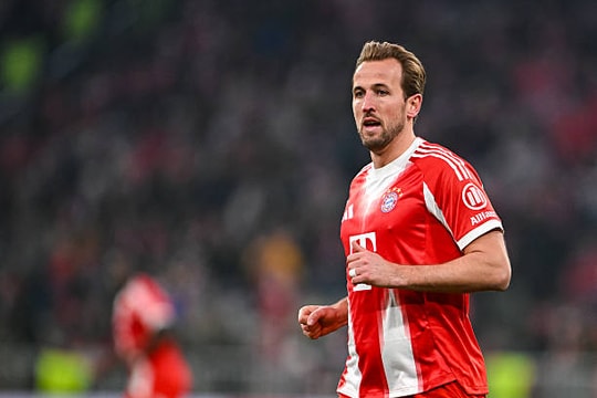 Điểm tin chuyển nhượng: Barca nhắm Kane, Man City săn hậu vệ