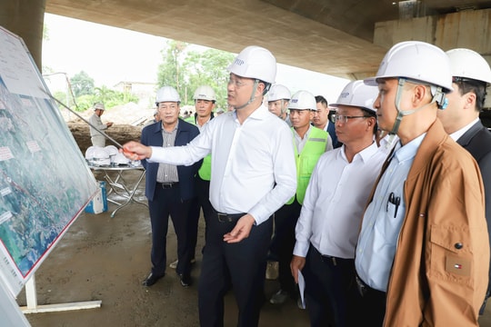 Bí thư Thành ủy Đà Nẵng Lê Ngọc Quang kiểm tra các công trình, dự án trọng điểm