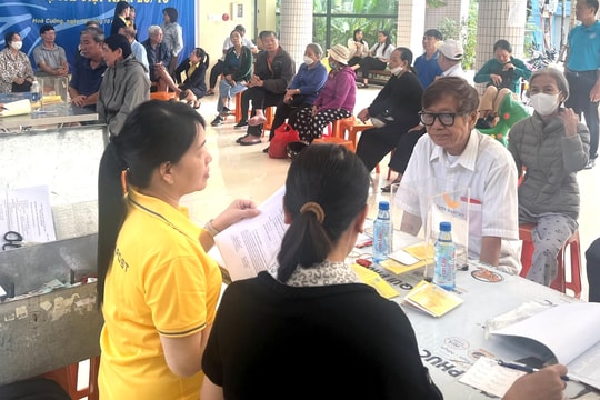 Không để gián đoạn chế độ trợ giúp xã hội