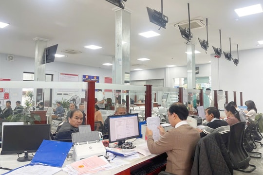 Tạo động lực cho cán bộ