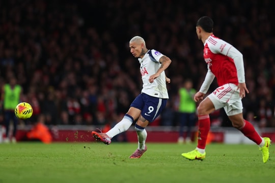 Bản lĩnh Arsenal: Siêu phẩm của Richarlison trở thành phép thử
