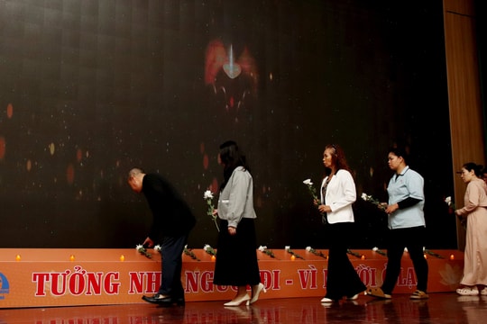 Đà Nẵng tổ chức lễ tưởng niệm các nạn nhân tử vong do tai nạn giao thông năm 2025