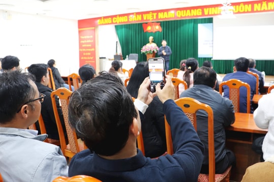 Tập huấn sử dụng AI trong lĩnh vực xuất bản, in và phát hành tại Đà Nẵng