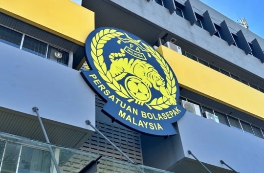 Bê bối nhập tịch Malaysia: Tổng thư ký FAM bị FIFA điều tra