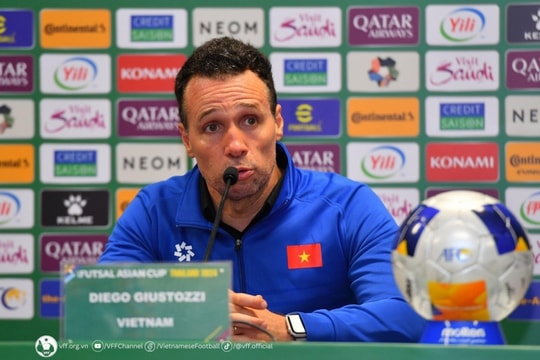 HLV Giustozzi: Trận gặp Malaysia là chung kết đầu tiên của futsal Việt Nam