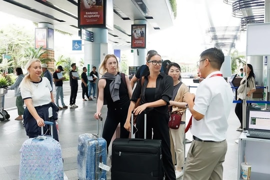 Russian tourists continue flocking to Vietnam as preferred destination