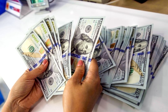 Giá USD hôm nay 26/11/2025 giảm mạnh khi kỳ vọng Fed hạ lãi suất tháng 12