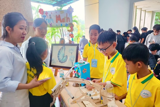 Lan tỏa STEM từ giảng đường đến học đường