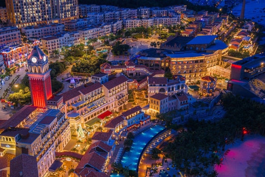 Thị trấn Hoàng Hôn Phú Quốc: Trải nghiệm Giáng sinh sớm nhất