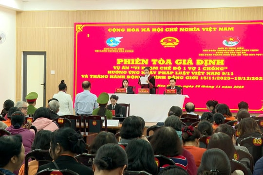 Tuyên truyền pháp luật qua phiên tòa giả định về tội “Vi phạm chế độ một vợ một chồng”