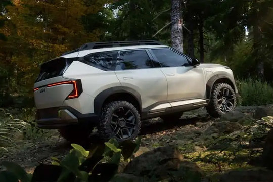 Kia EV5 WKNDR: SUV điện concept sẵn sàng cho dã ngoại