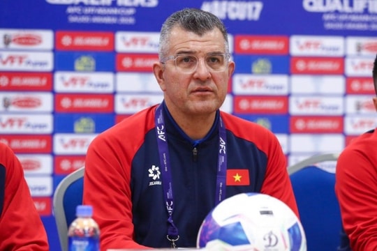 HLV Roland: U17 Việt Nam sẽ đá 'trận chung kết' với Malaysia
