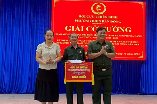 Gần 70 vận động viên tham dự giải cờ tướng Hội Cựu chiến binh phường Điện Bàn Đông năm 2025