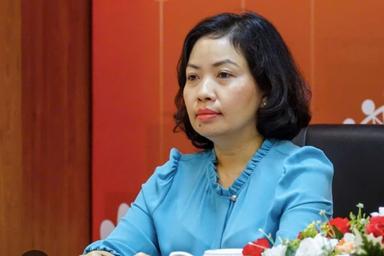 Bùng nổ hoạt động thương mại - dịch vụ