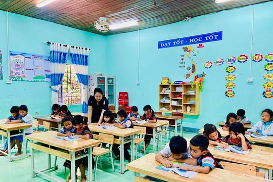 Thầy trò vùng cao nỗ lực khắc phục khó khăn