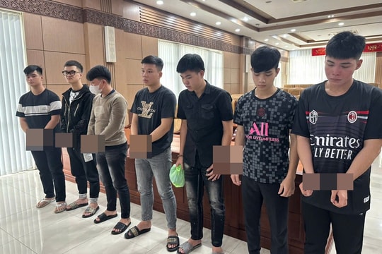 Khởi tố 17 đối tượng tụ tập gây rối, đánh nhau trên đường phố