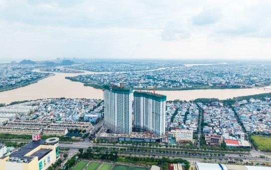 Masterise Homes chính thức cất nóc dự án Masteri Rivera Danang