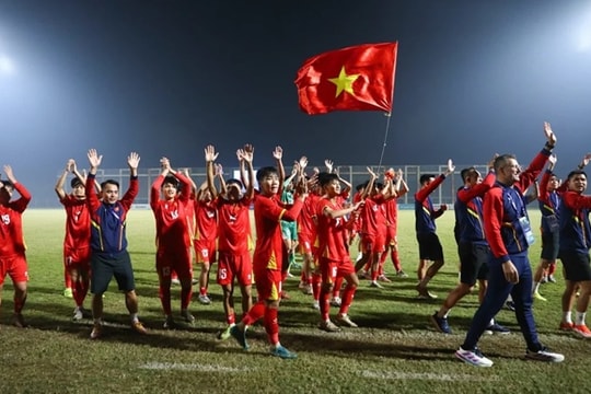 U17 Việt Nam nhận thưởng lớn, U22 sẵn sàng cho SEA Games