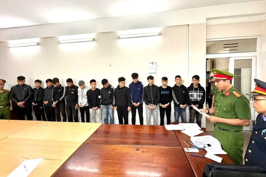 Khởi tố, bắt tạm giam nhóm thanh thiếu niên gây rối trật tự công cộng