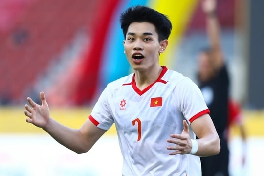 Đình Bắc và khoảnh khắc 'đứng hình' ở trận thắng của U22 Việt Nam